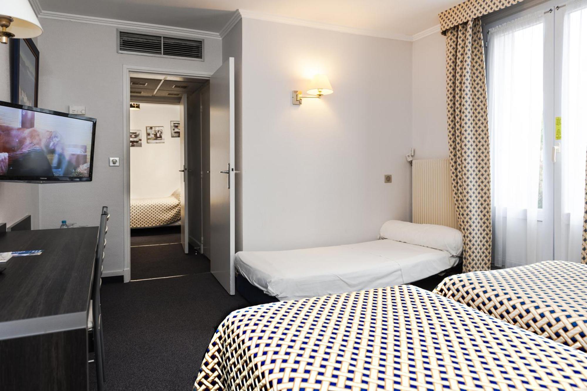 Brit Hotel Cahors - Le France Bagian luar foto