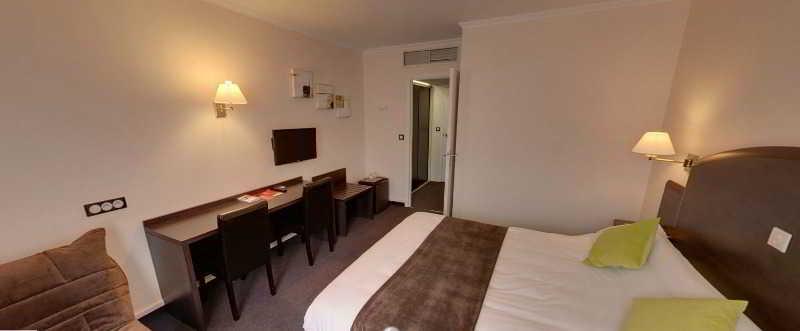 Brit Hotel Cahors - Le France Bagian luar foto